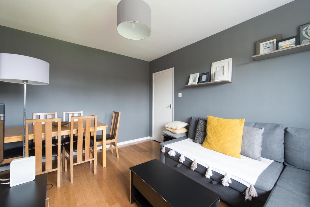 Chesterton Court Apartment Gloucester Buitenkant foto