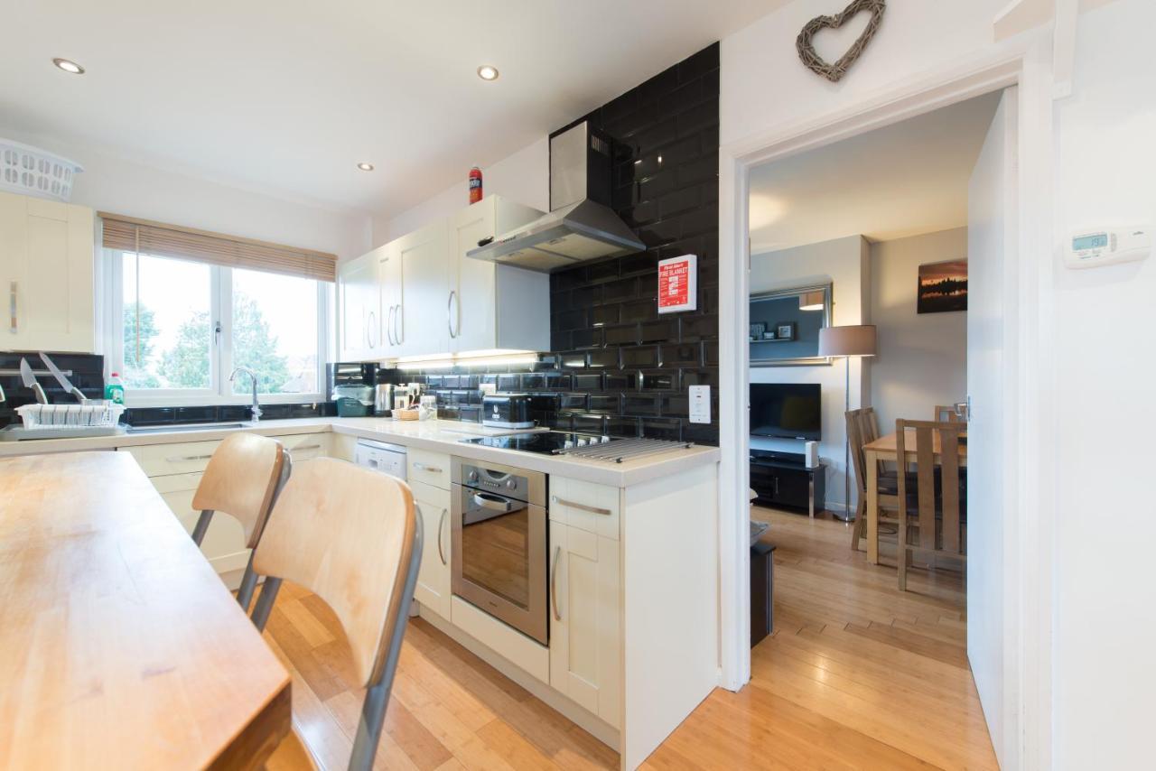 Chesterton Court Apartment Gloucester Buitenkant foto